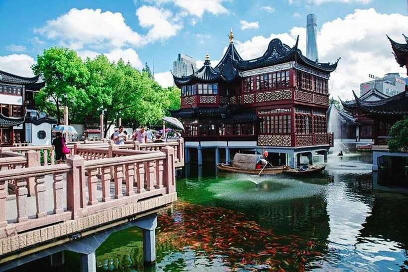 Shanghai Airport Layover Tour with Amazing City Highlights - The Bund and Huangpu River: Shanghai’s essential view