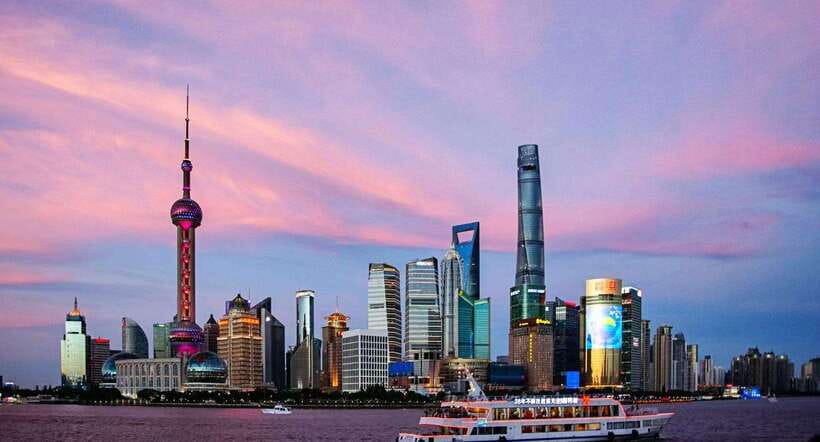 Shanghai Airport Layover Tour with Amazing City Highlights - Old Town and Yu Garden: Shanghai’s traditional opening