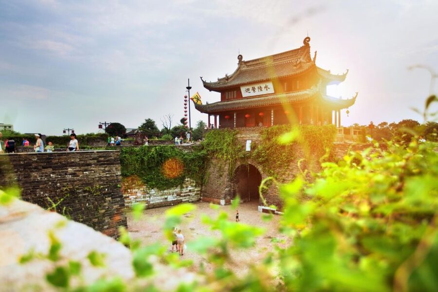 Shanghai: All-Inclusive Suzhou Day Trip by Bullet Train - Humble Administrator’s Garden and the art of quiet views