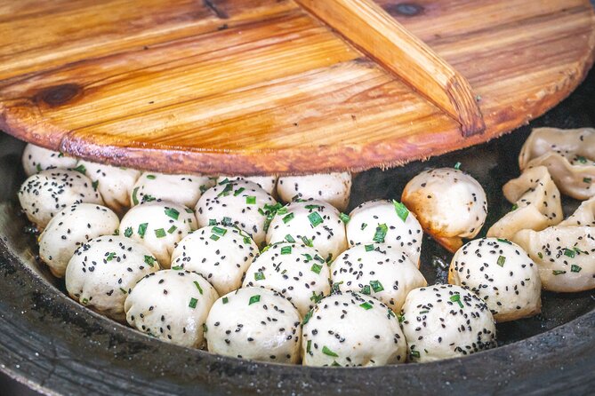 Shanghai Coffee & Breakfast Tour - Bings at a Cheerful Hole-in-the-Wall Stall