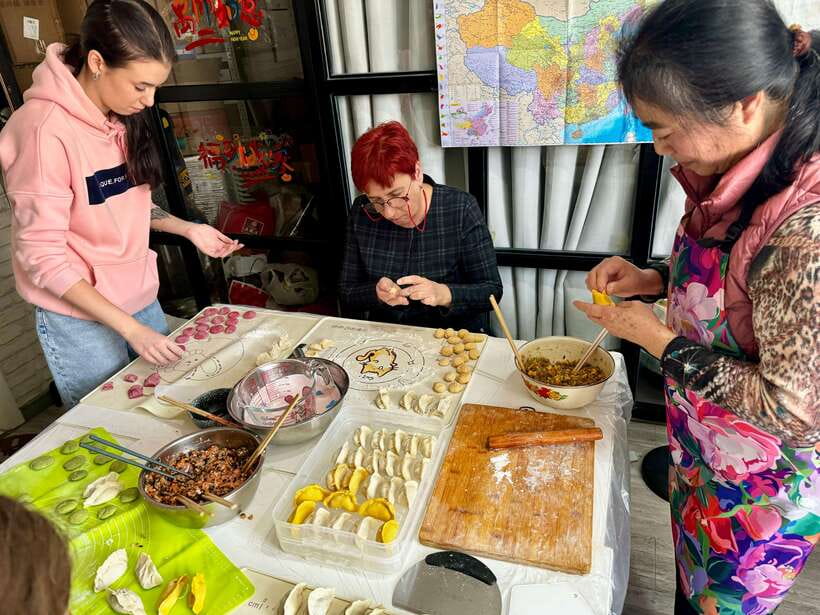 Shanghai-Cooking Dumpling & Meal in Local Family-w/Vegan - The 2.5-hour dumpling class in Jing’an