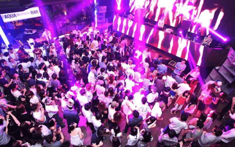 Shanghai Fuxing INS - All Access Ticket for 7 nightclubs - Drinks, cover charges, and real value