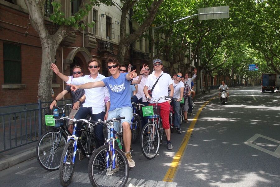 Shanghai: Half-Day Biking and Local Food Tour - Xintiandi and Taikang Road, old lanes with a new life