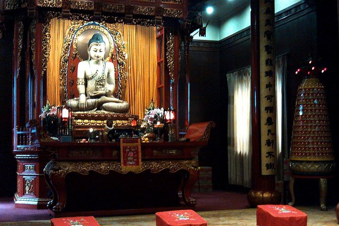 Shanghai Half Day Morning or Afternoon Sightseeing Tour - Choose the morning for temples, museums, and city history