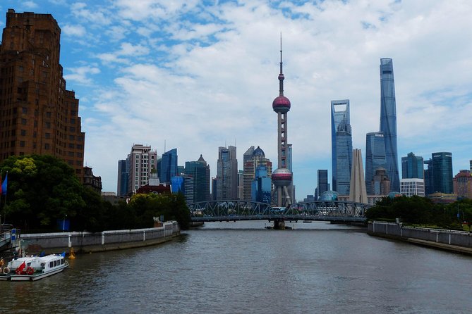 Shanghai Half Day Morning or Afternoon Sightseeing Tour - The guide can make or break the experience