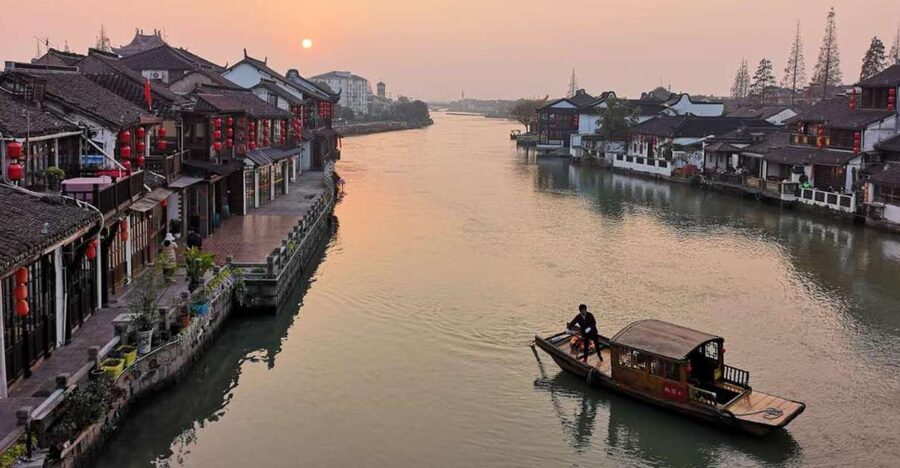 Shanghai Highlights and Zhujiajiao Water Town Private Tour - Key points to know before booking