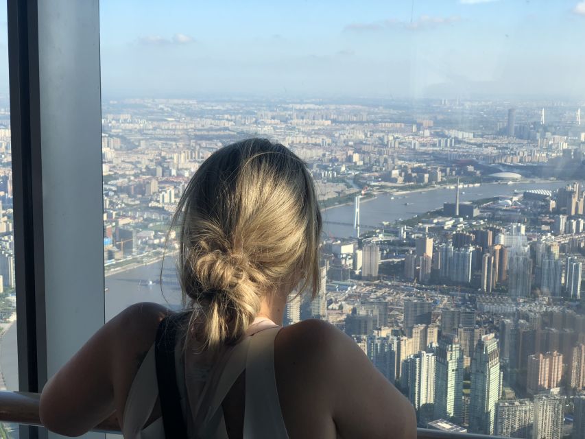 Shanghai in 5 Hours: River Cruise, Shanghai Tower & Dining - The Bund and Huangpu River after dark