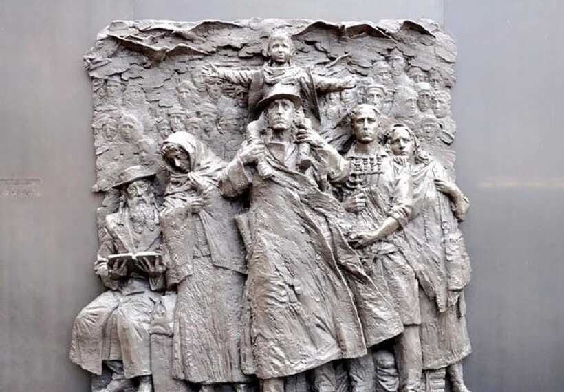 Shanghai: Jewish Ghetto and Shanghai Bund Private Tour - The guides make a real difference