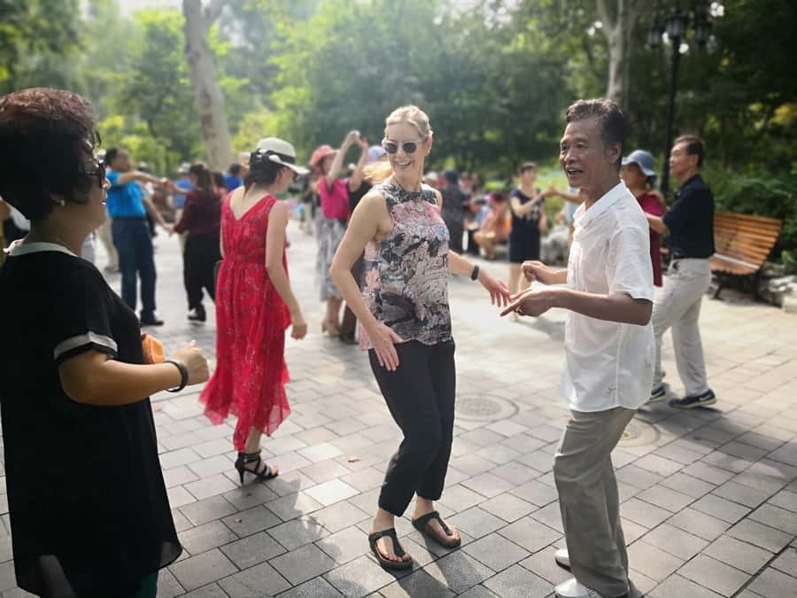 Shanghai Must-See and Foodie Test Bike Tour( Day & Night) - Is $68 good value for four hours?