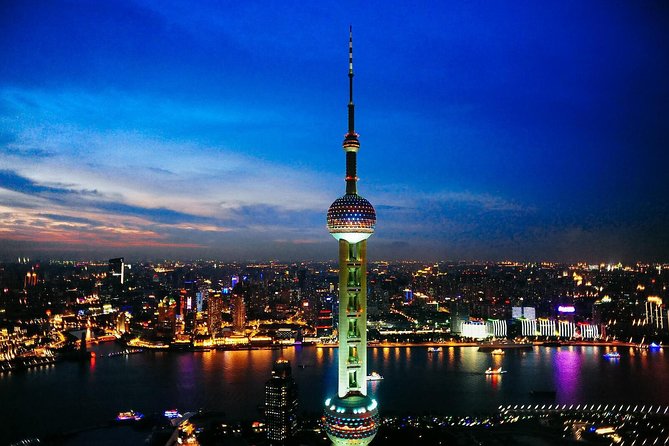 Shanghai Night River Cruise VIP Seating with Private Transfer and Dinner Option - Why the Huangpu River is Shanghai’s best night view