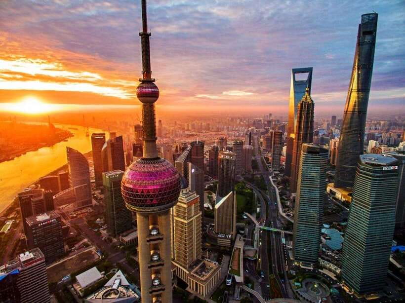 Shanghai One Day City Private Tour by German-Speaking Guide - What the Private Car and Guide Add