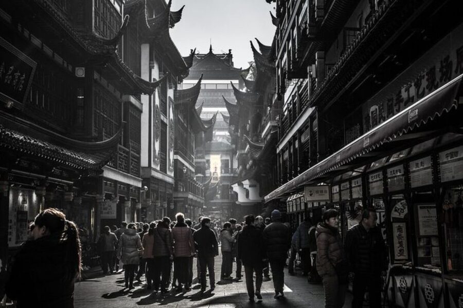 Shanghai: Private custom tour with a local guide - A Shanghai tour that changes with your priorities