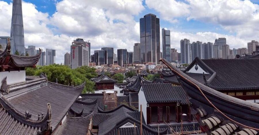 Shanghai: Private custom tour with a local guide - Choosing between two and eight hours