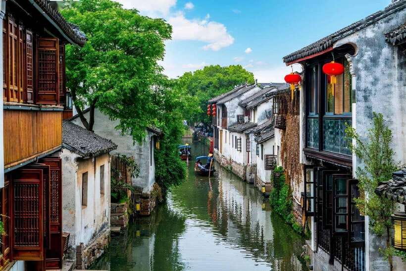 Shanghai: Private Shanghai & Zhujiajiao Tour with Lunch - Why Zhujiajiao makes this day worthwhile