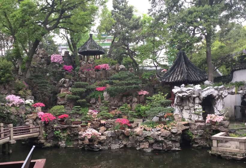 Shanghai: Private Shanghai & Zhujiajiao Tour with Lunch - Getting from Shanghai to the water town