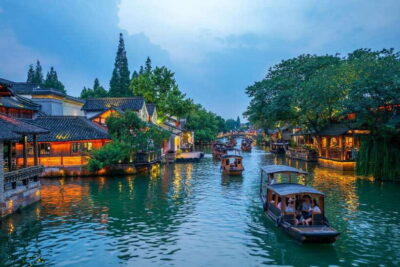 Private Shanghai & Zhujiajiao Tour with Lunch