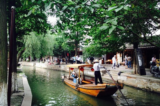 Shanghai Private Tour: Zhujiajiao Water Town and Boat Ride - Leaving Shanghai for Zhujiajiao