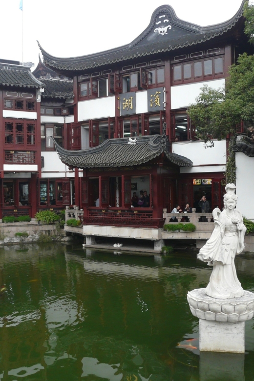 Shanghai: Private Walking Tour with a Local - Making the two to six hours work for you