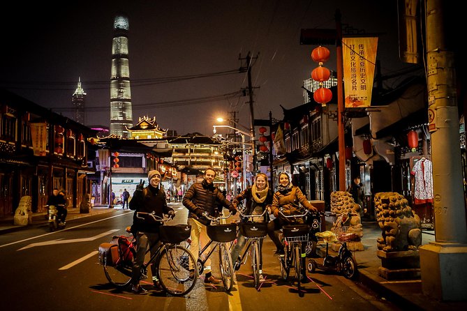 Shanghai Small-Group Night Tour by Bike - A snack stop in the Former French Concession