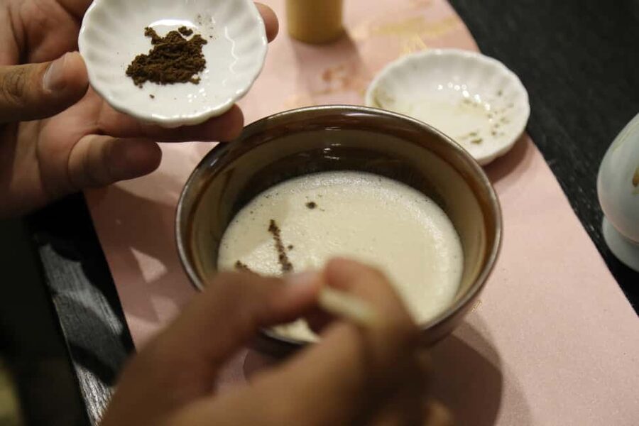 Shanghai: Song Dynasty Tea Ceremony Experience - Tasting the finished bowl