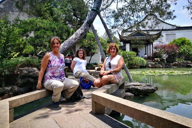 Shanghai: Top 5 Highlights All Inclusive Private Day Tour - Jade Buddha Temple and its two remarkable statues