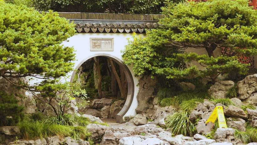 Shanghai: Yu Garden Entry Ticket with PDF Guidebook - Who should choose this self-guided visit