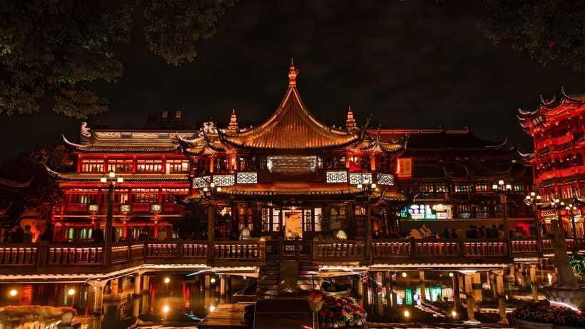 Shanghai: Yu Garden Ticket+Lantern Festival Entry combo - How much value do you get for $9?