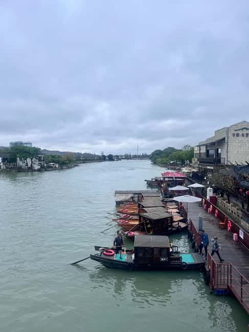 Shanghai: Zhujiajiao Water Town with Calligraphy Experience - Local food and a Zhujiajiao tea stop