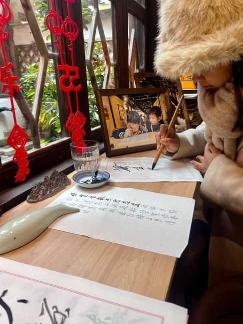Shanghai: Zhujiajiao Water Town with Calligraphy Experience - Walking Zhujiajiao’s narrow old lanes
