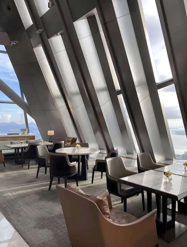 ShenZhen: Tallest Building with Luxury Meal on Highest Floor - Is Ping An Finance Center worth $140?