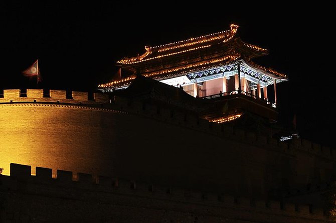 Simatai Great Wall Private Night Layover Tour from Beijng Airport - Why a night visit feels different