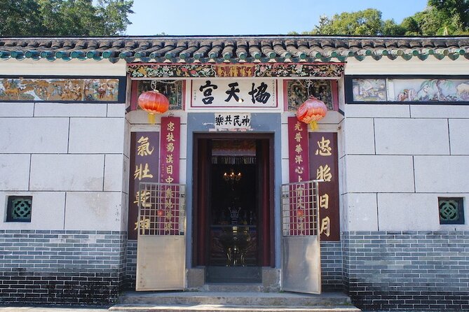 Small Group Hiking Day Tour to Lai Chi Wo - Why this corner of Hong Kong feels so different