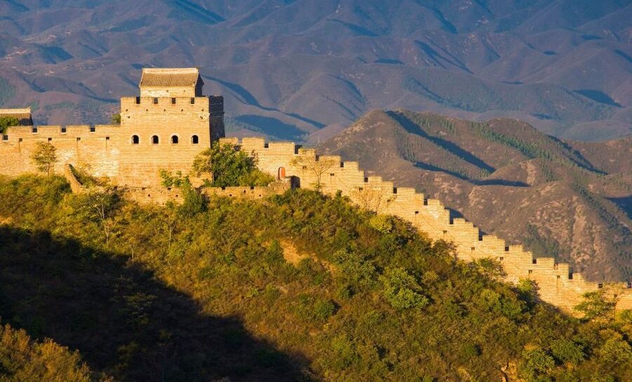 Small-Group Mutianyu Great Wall Tour With lunch And Ticket - Walking the eastern Mutianyu wall