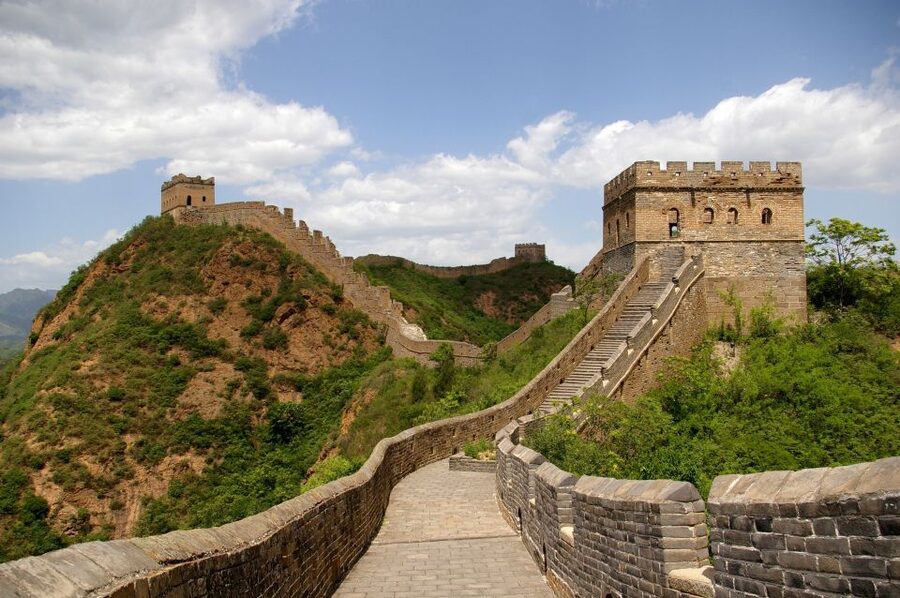 Small-Group Mutianyu Great Wall Tour With lunch And Ticket - Cable car choices and the holiday warning