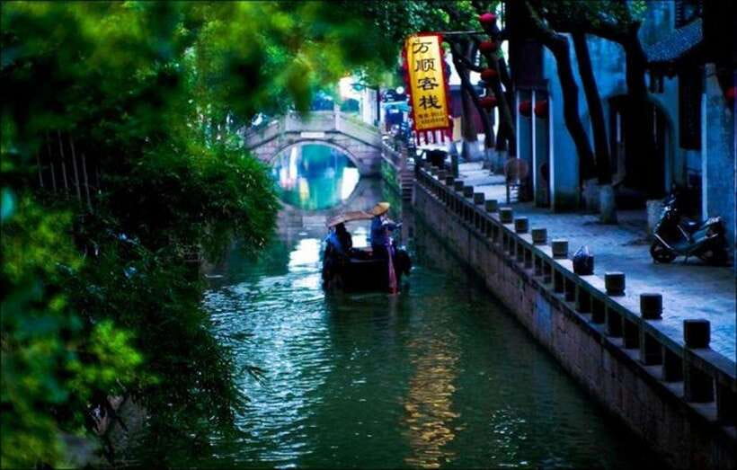 Suzhou and Tongli Water Town Private Day Trip from Shanghai - A private car that makes a long day easier