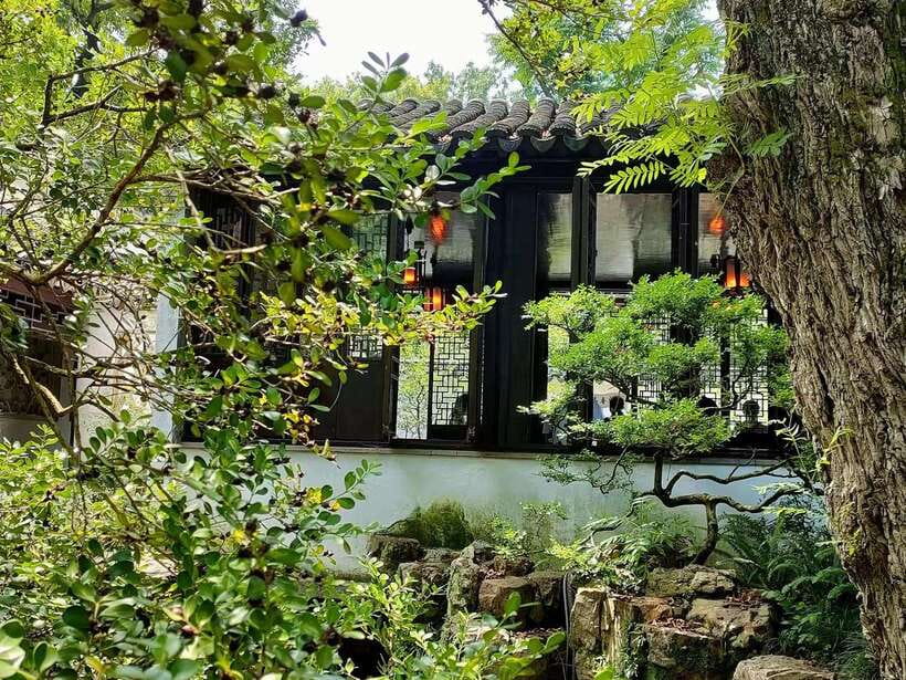 Suzhou and Zhujiajiao Private Guided Day Trip from Shanghai - Lunch with room for local tastes