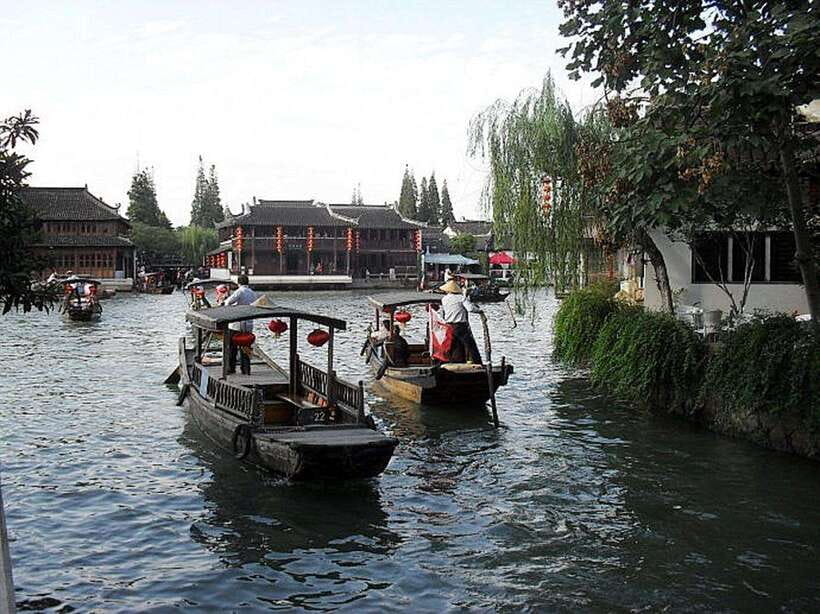 Suzhou and Zhujiajiao Private Guided Day Trip from Shanghai - Zhujiajiao: stone lanes and slow canals