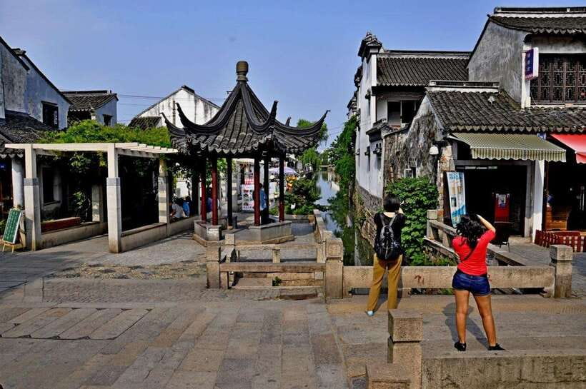 Suzhouand Zhouzhuang Private Guided Day Trip from Shanghai - Shantang Street and the old canal