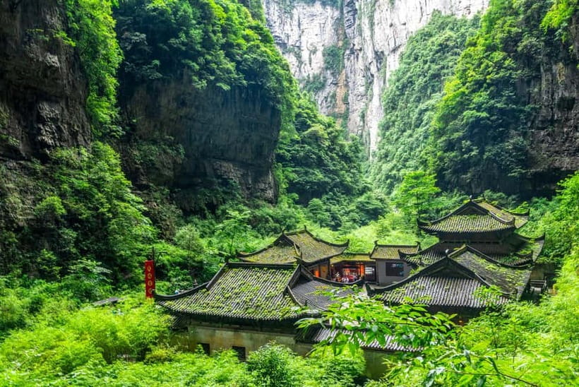 TianSheng Three Bridges + Longshui Gorge/Fairy Mountain - The 07:00 pickup and the road to Wulong