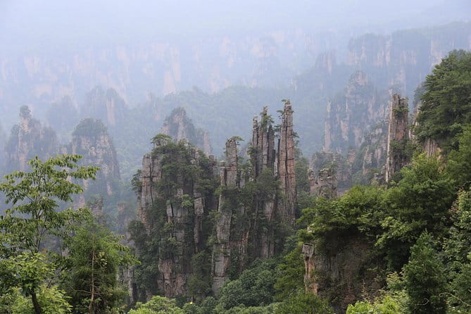Top Zhangjiajie Mini Group Tour: Glass Bridge & Tianmen Mountain - What the small group changes