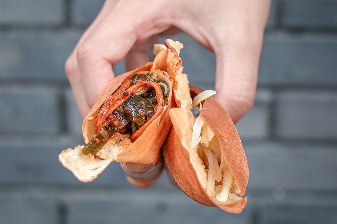 Tuktuk Food Tour Through Chengdu's Local Eats - Stop one: Chengdu street crepes