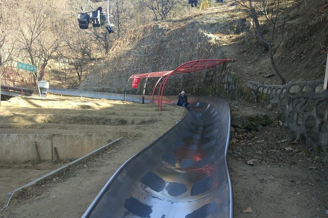 VIP Pass Beijing Mutianyu Great Wall All-Inclusive Day Tour - The drive to Mutianyu