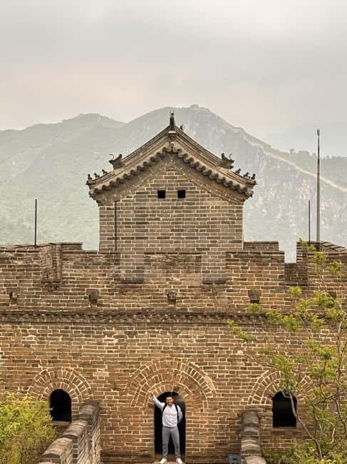 Water-Great Wall Odyssey: Hike & Cruise One Day Tour - The return journey and end of the day