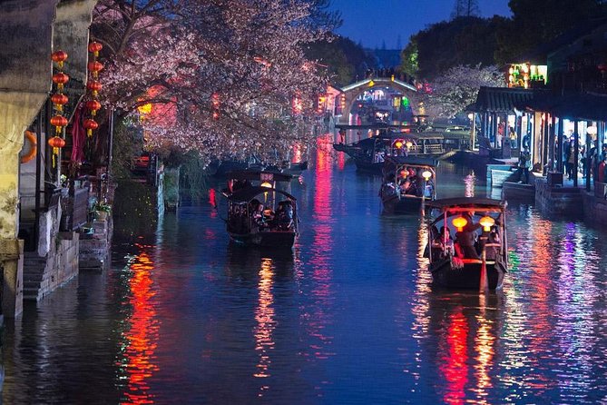 Wuzhen and Xitang Water Town Private Full Day Trip from Shanghai with Lunch and Dinner - Flexibility for families, couples, and solo visitors