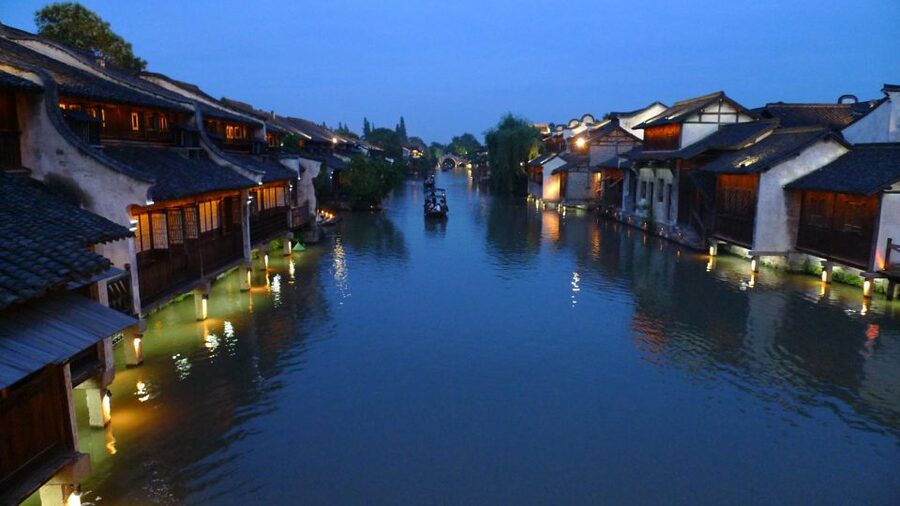 Wuzhen Private Full-Day Tour from Shanghai - Leaving Shanghai in a Private Van