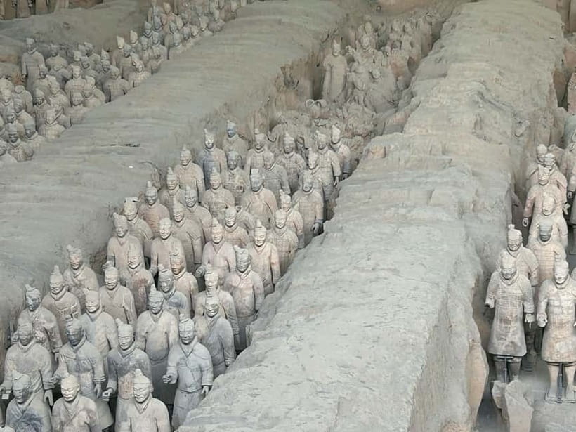Xi'an: Exclusive Terracotta Army Tour & Local Family Lunch - Who should book this experience?