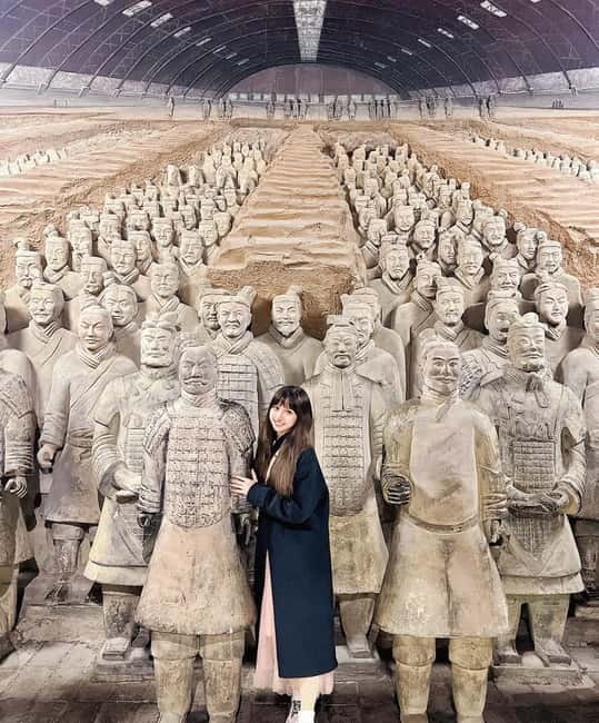 Xi'an in A Day: Terracotta Army+City Highlights+Family Lunch - Transport, pickup, and the important booking choice