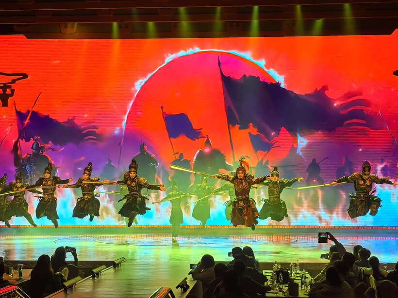 Xi'An: Tang Dynasty Show Ticket w/ Transfer or Dinner - What the transfer service adds