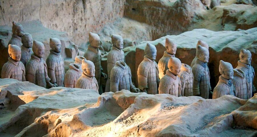 Xi'an: Terracotta Army, Lunch, City Wall, Pagoda, Bazaar - Mini Group or Private Tour?