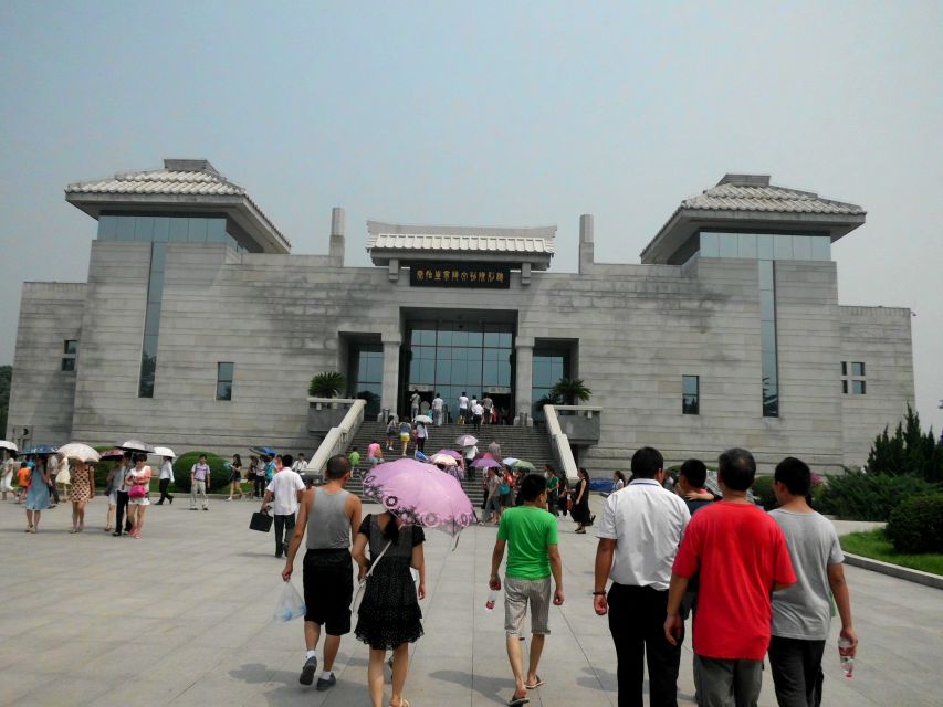 Xian: Terracotta Army Ticket & Guided Bus Tour with Options - Comparing the four choices